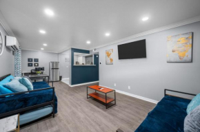 Chic 2BR Haven in Midtown - Prime Location